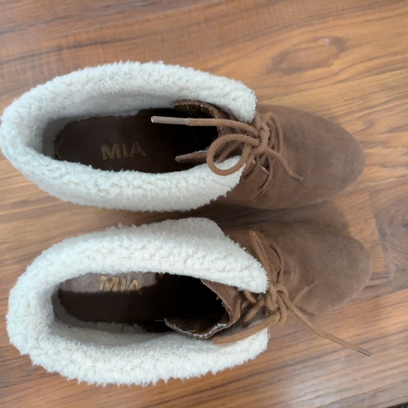 MIA wedge booties, Size 10 - Picture 5 of 5
